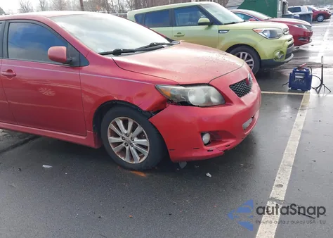 2010 Toyota Corolla S z USA, uszkodzony, nr VIN 1NXBU4EE3AZ255773